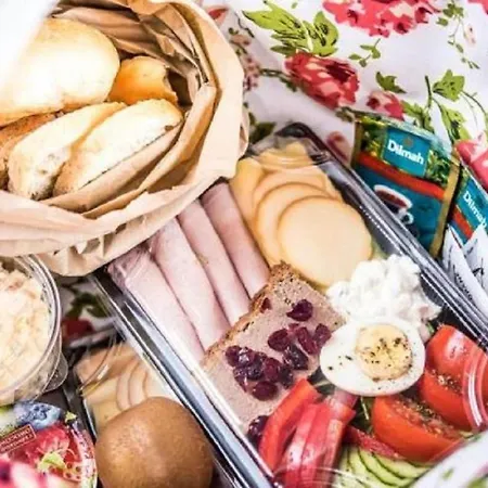 Alojamento de Acomodação e Pequeno-almoço Tatrytop Krupówki 48 *