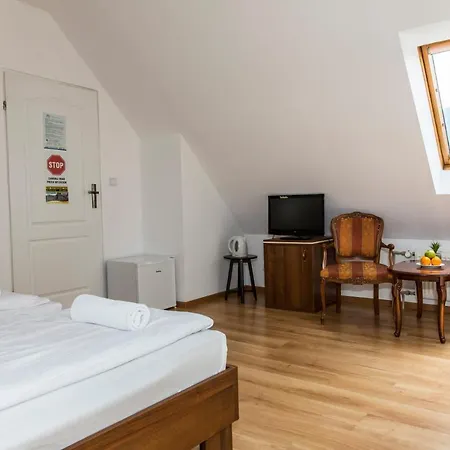 Tatrytop Krupowki 48 Bed & Breakfast *
